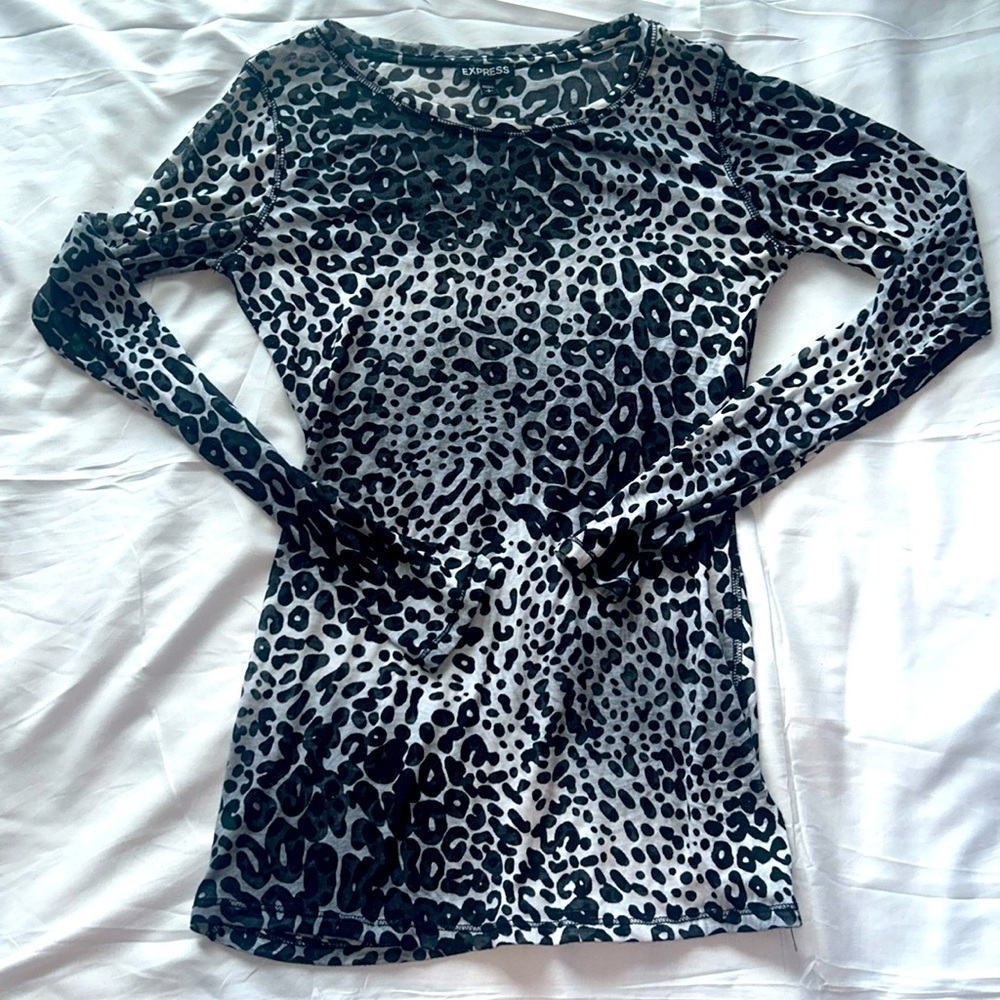 Express Long Sleeve Black and White Leopard Print Size Small